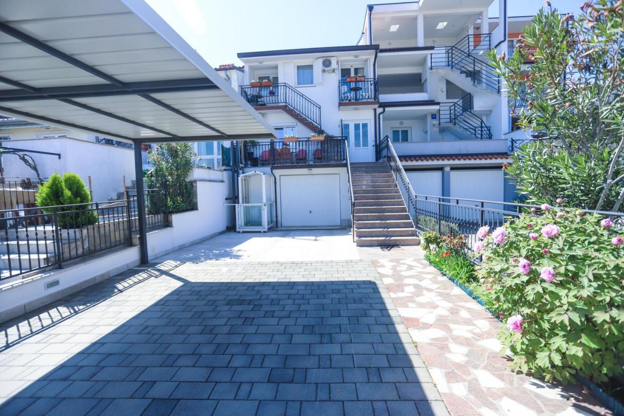 Apartment Ivica