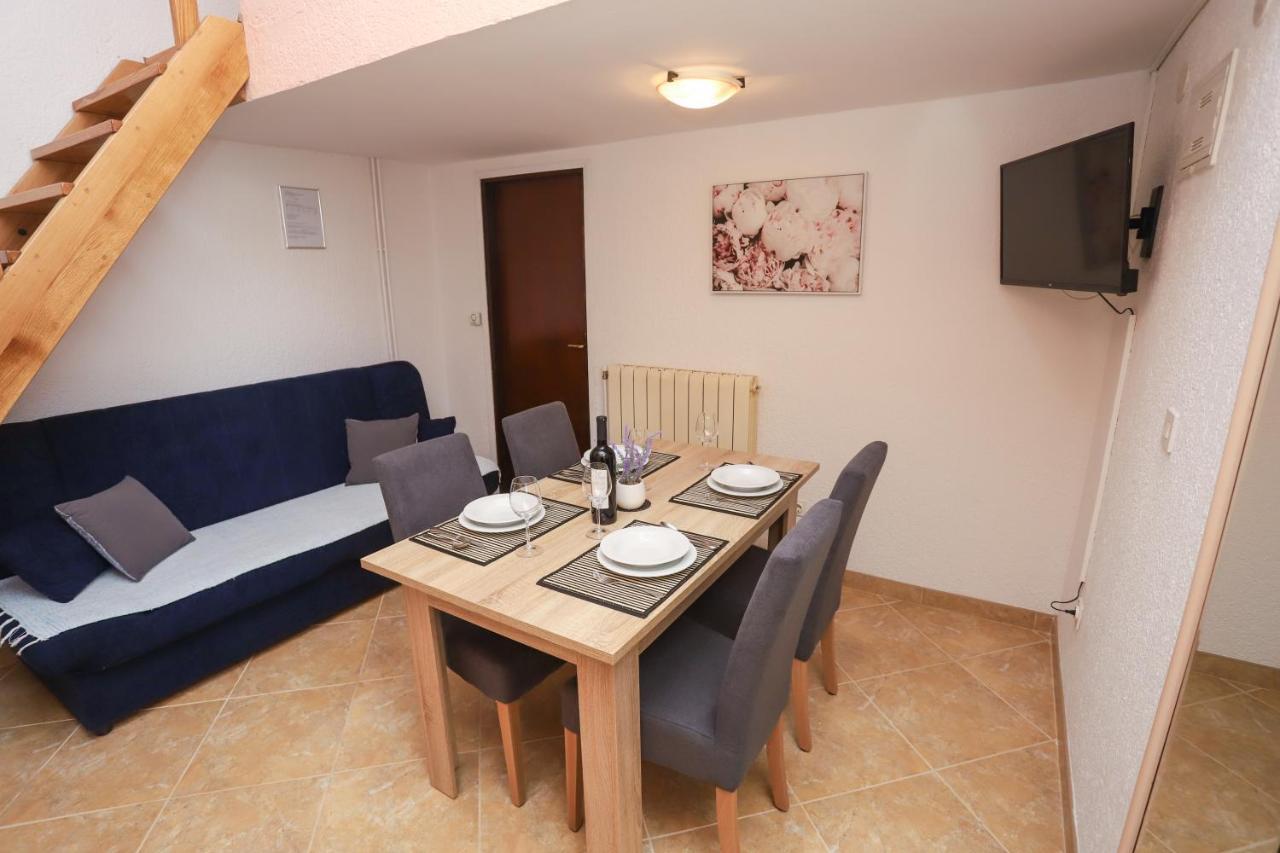 Apartment Ivica *